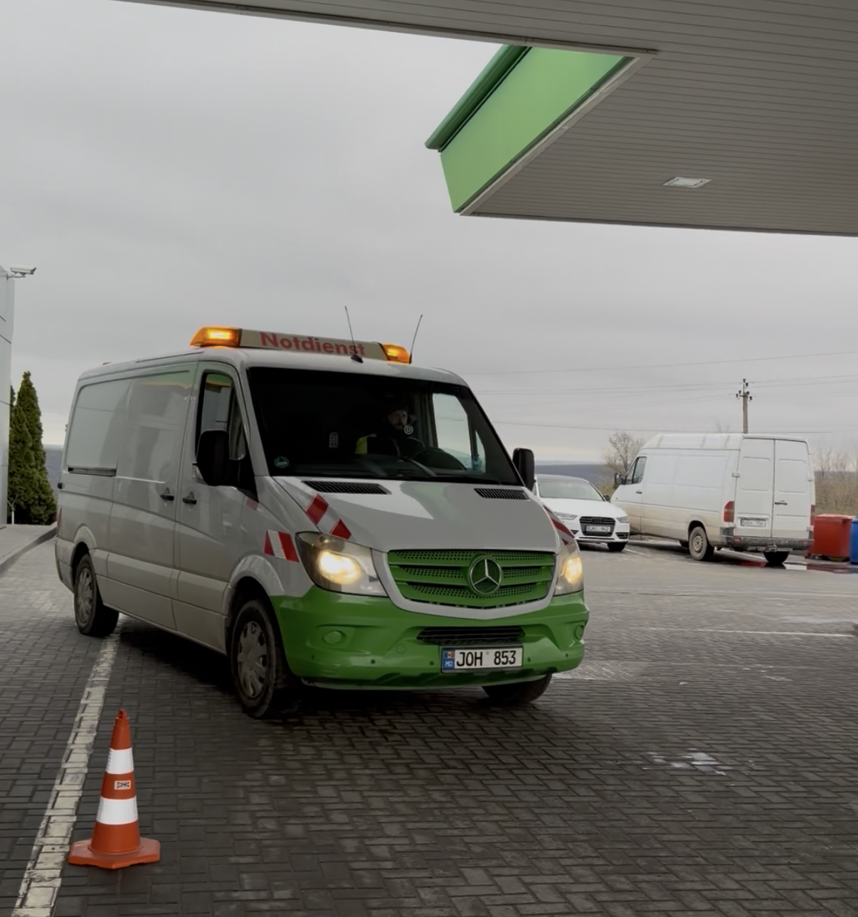 Autospeciale moderne